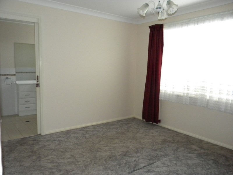 8/6 Bradys Gully Road, North Gosford NSW 2250