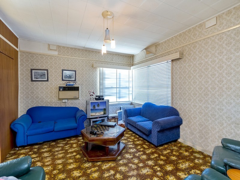 42 Wells Street, East Gosford NSW 2250