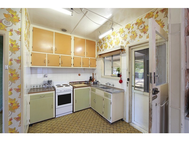 42 Wells Street, East Gosford NSW 2250