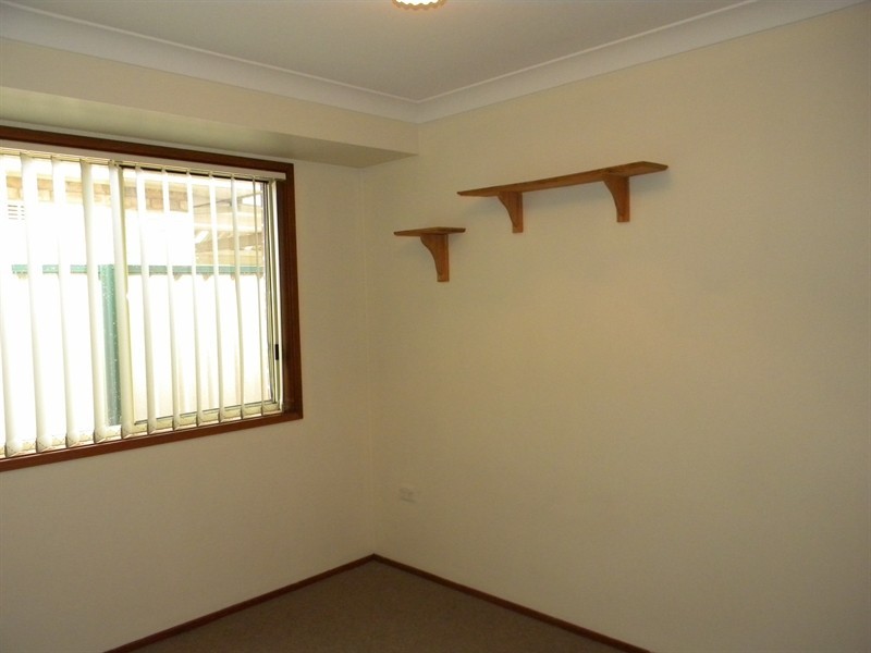 4 Esdon Avenue, Ourimbah NSW 2258
