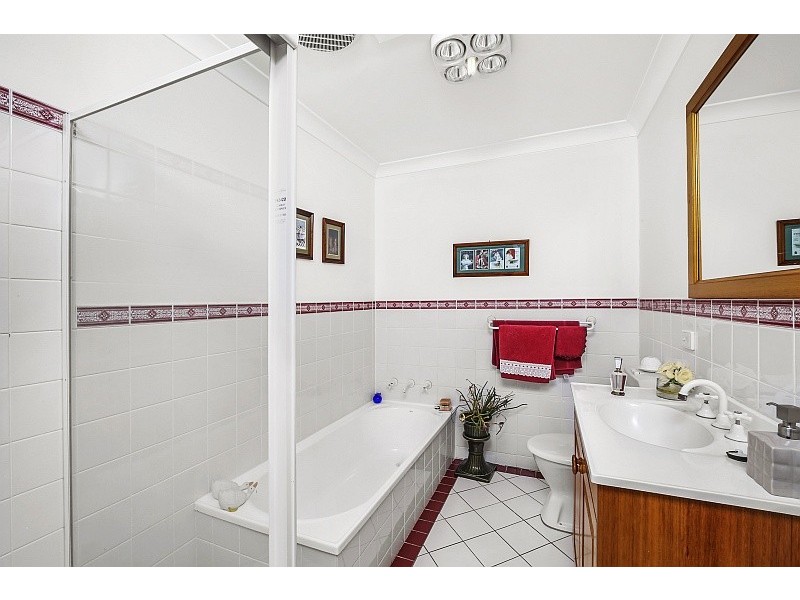 5A Beveridge Drive, Green Point NSW 2251