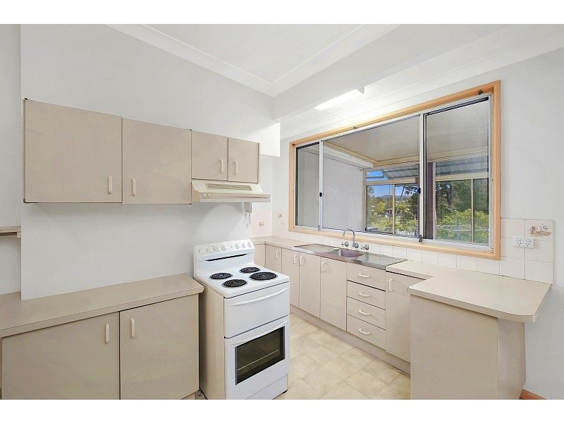 10  Headlam Parade, Springfield NSW 2250
