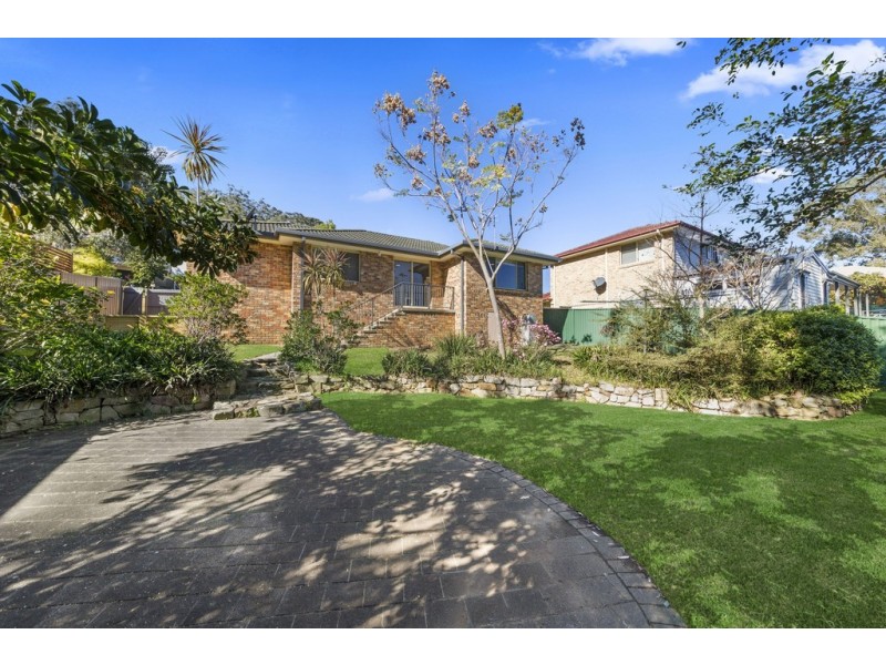 3 Irwin Place, Green Point NSW 2251