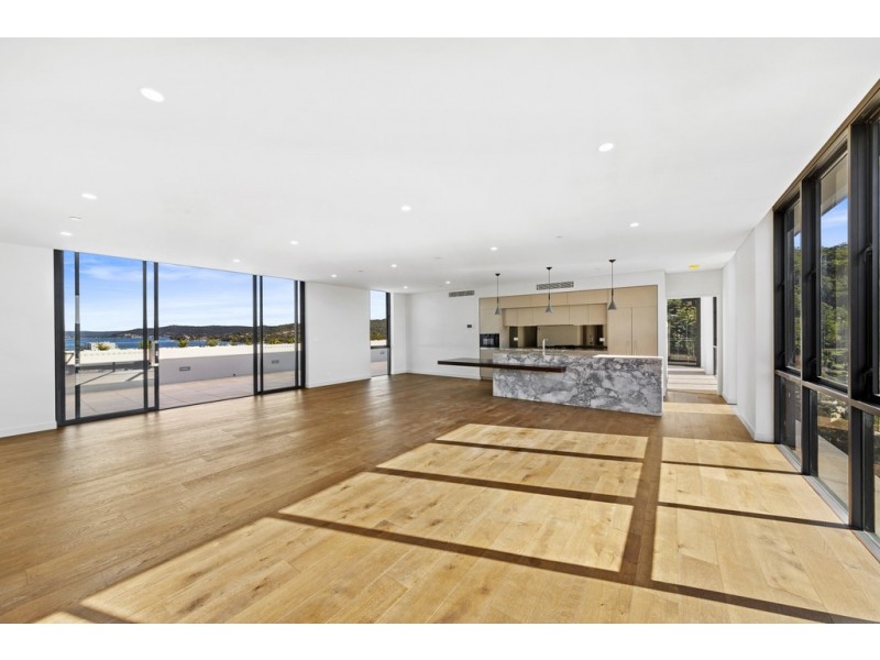 1301/159 Manns Street, Gosford NSW 2250