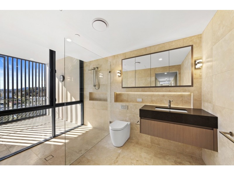 1301/159 Manns Street, Gosford NSW 2250