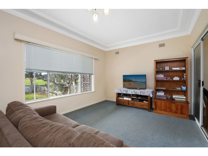 26 Russell Street, East Gosford NSW 2250