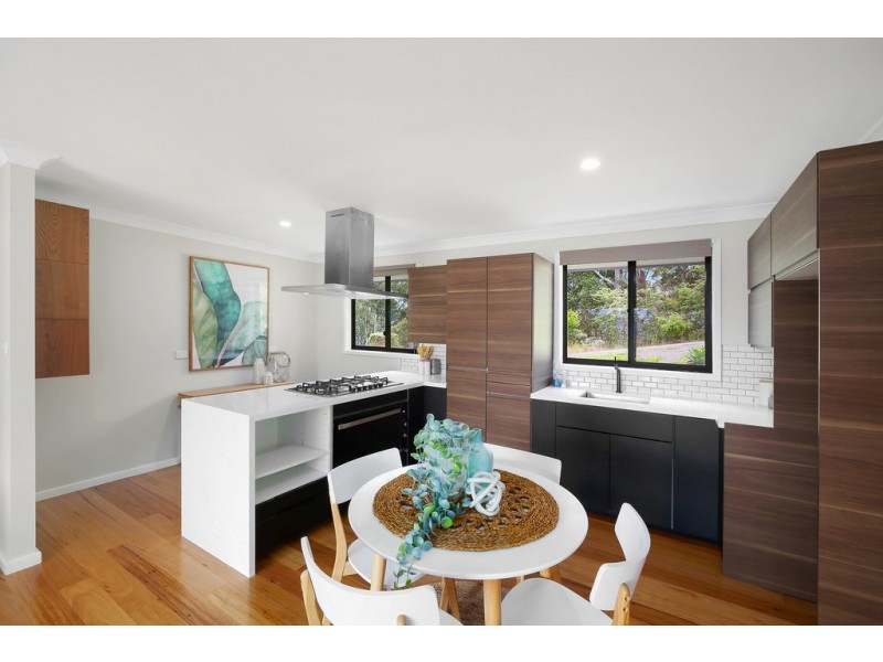 112 Berrys Head Road, Wyoming NSW 2250