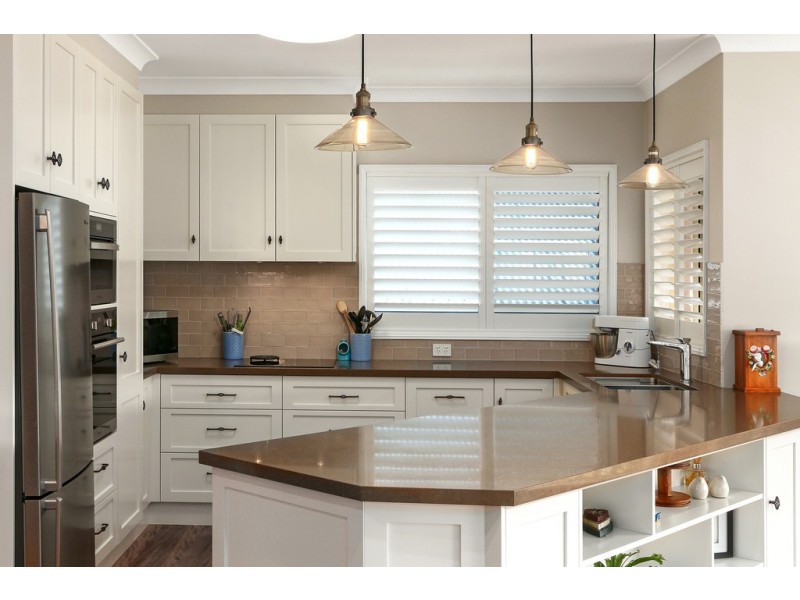 18 Kent Street, Niagara Park NSW 2250