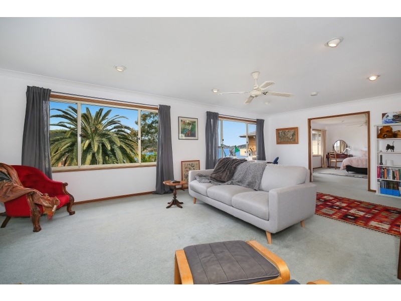 26 Caroline Street, East Gosford NSW 2250