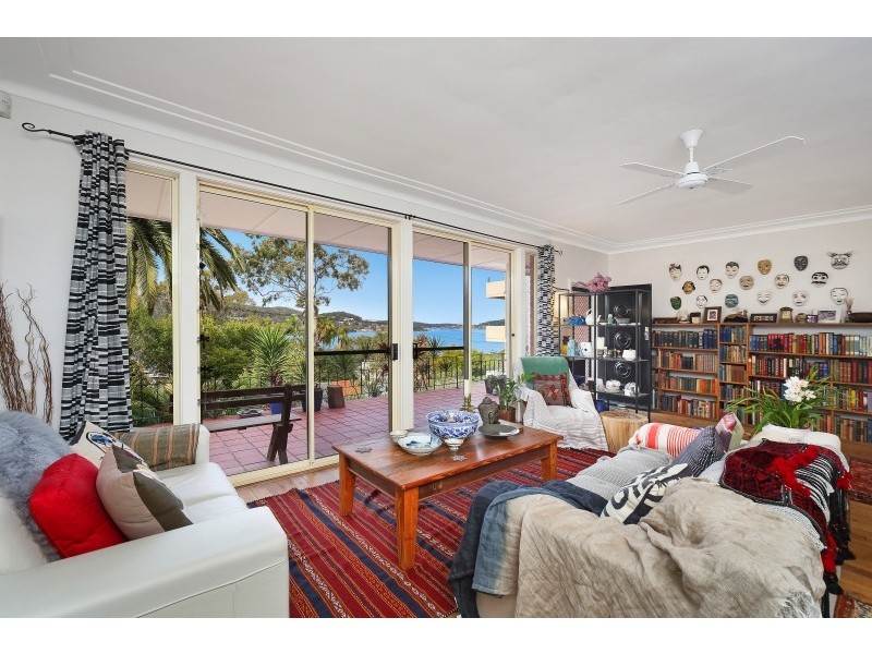 26 Caroline Street, East Gosford NSW 2250