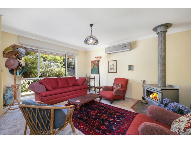 8 Research Road, Narara NSW 2250