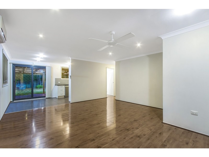 29 Roselands Avenue, Wyoming NSW 2250