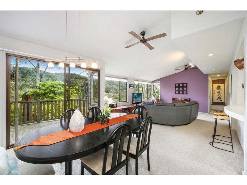 6 South Crescent, North Gosford NSW 2250