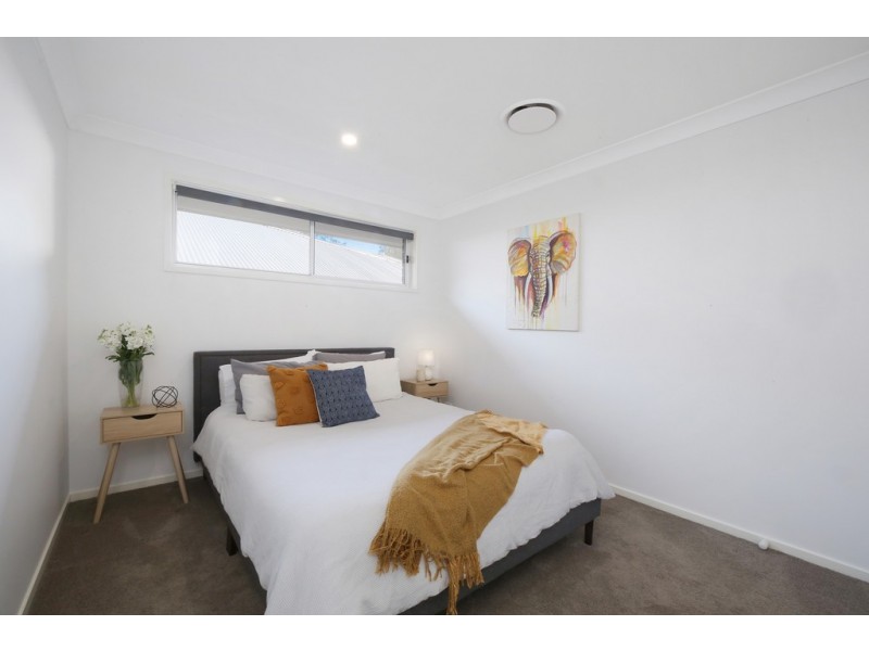 9 Penloo Close, Narara NSW 2250