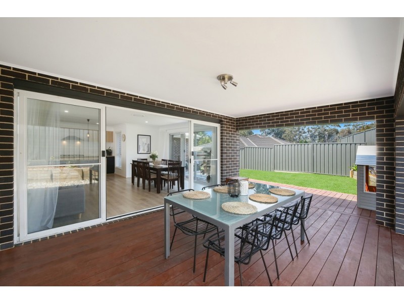 9 Penloo Close, Narara NSW 2250
