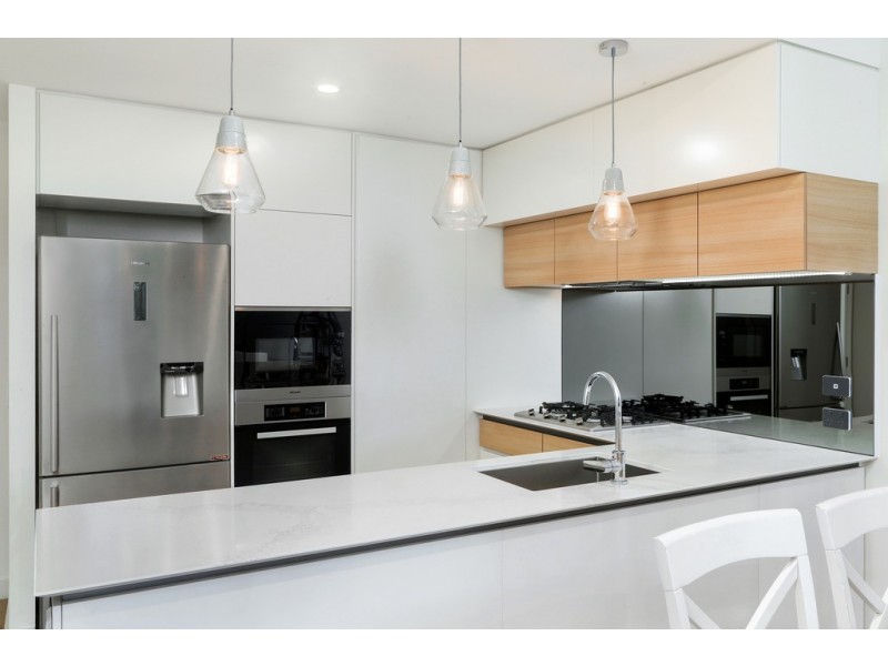 202/20 Kendall Street, Gosford NSW 2250