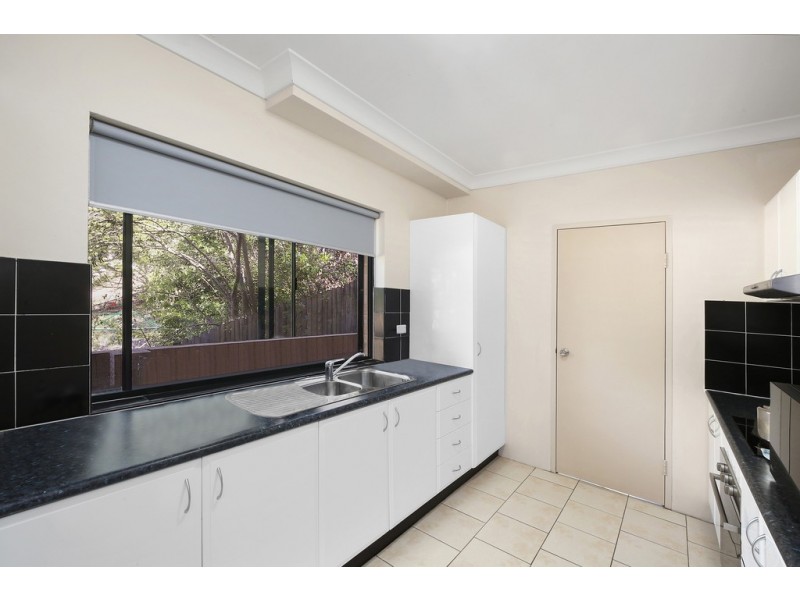 12/52 Holden Street, Gosford NSW 2250