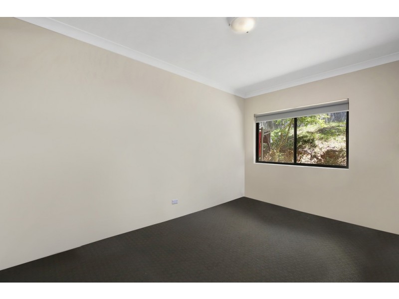 12/52 Holden Street, Gosford NSW 2250