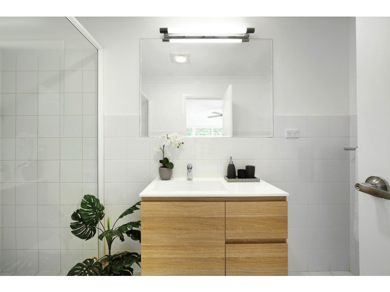 20/13-15 Moore Street, West Gosford NSW 2250