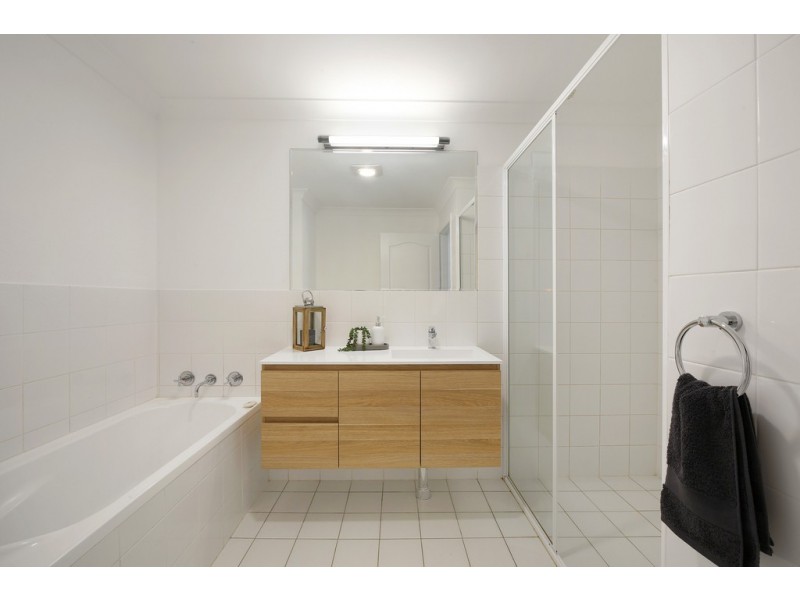 20/13-15 Moore Street, West Gosford NSW 2250