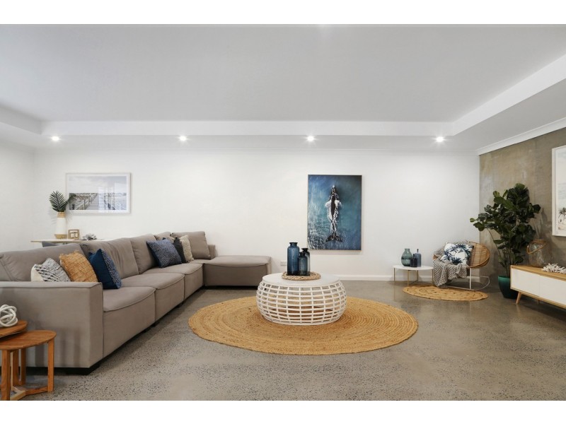 20/13-15 Moore Street, West Gosford NSW 2250