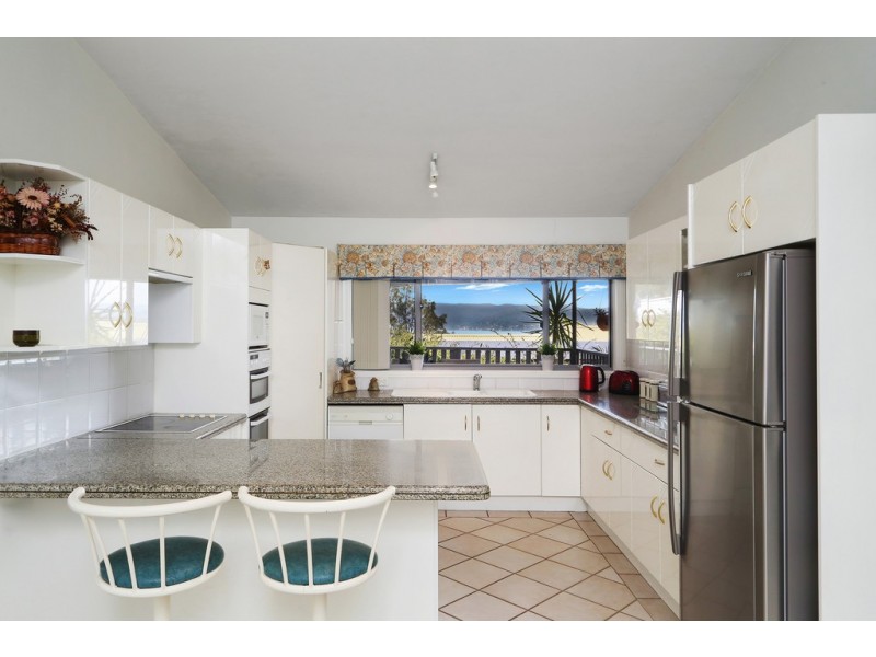 293C Avoca Drive, Green Point NSW 2251