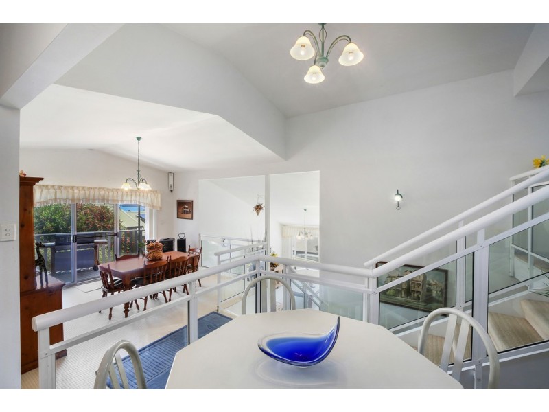 293C Avoca Drive, Green Point NSW 2251