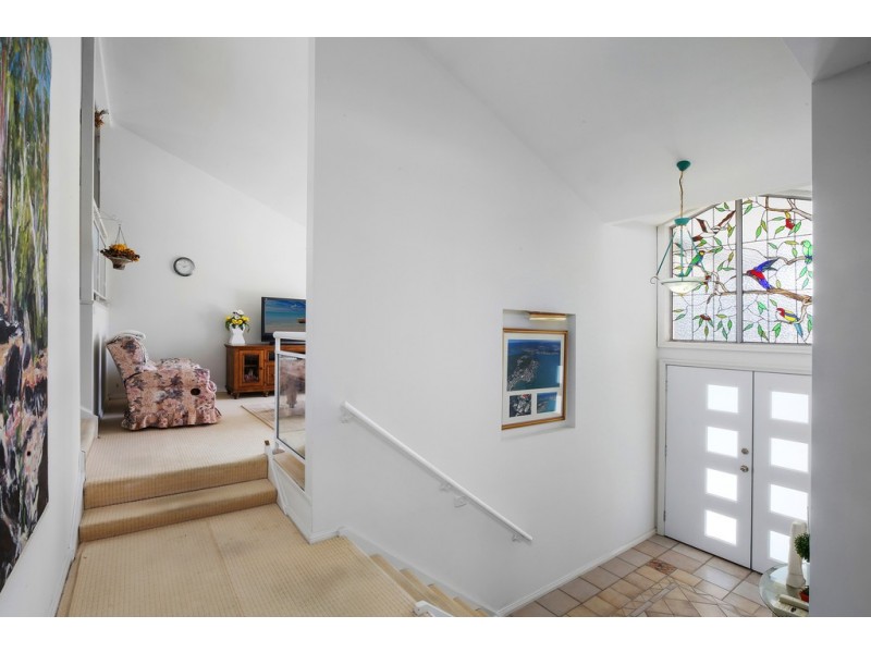 293C Avoca Drive, Green Point NSW 2251