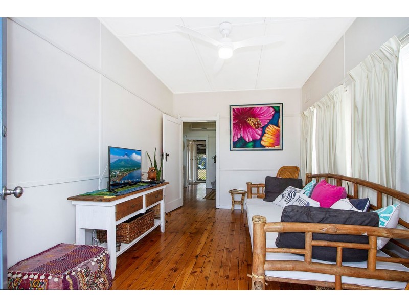 79 Barrenjoey Road, Ettalong Beach NSW 2257