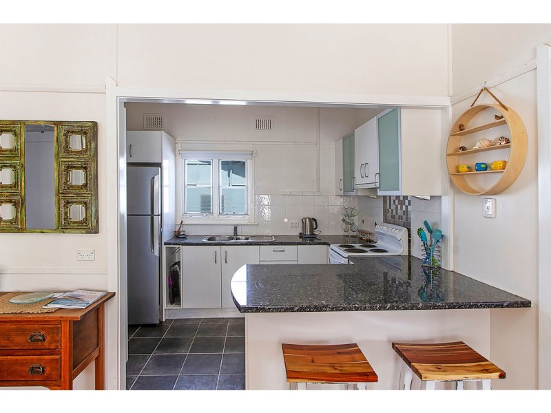 79 Barrenjoey Road, Ettalong Beach NSW 2257