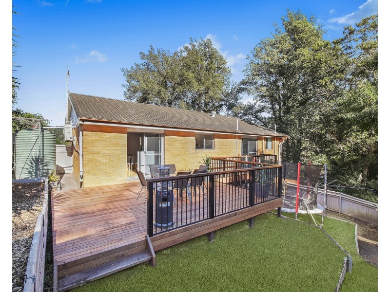 1 Wistaria Street, Wyoming NSW 2250