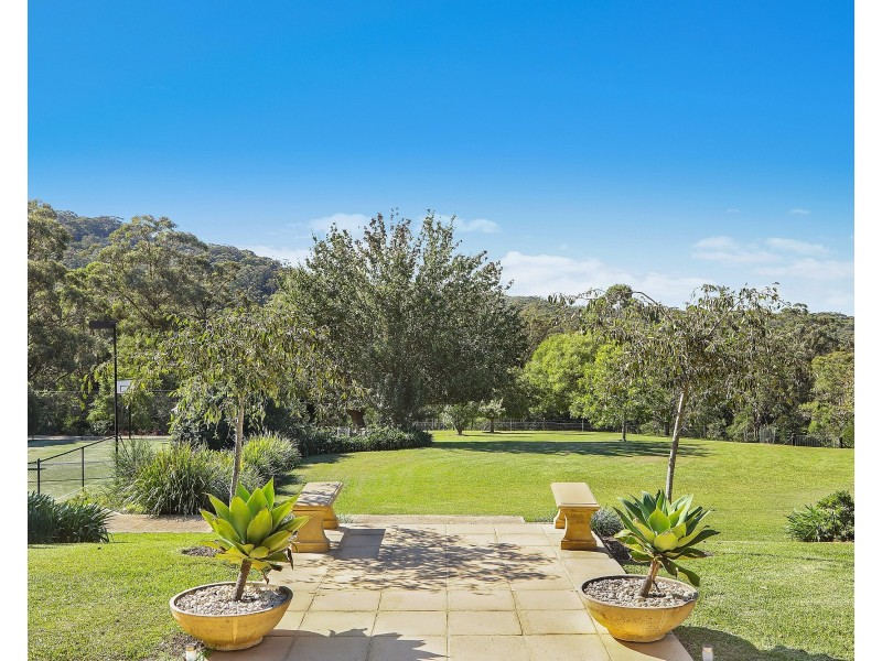 100 Glen Road, Niagara Park NSW 2250