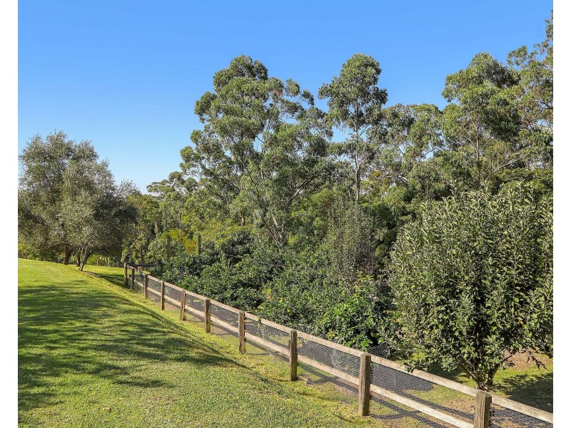 100 Glen Road, Niagara Park NSW 2250