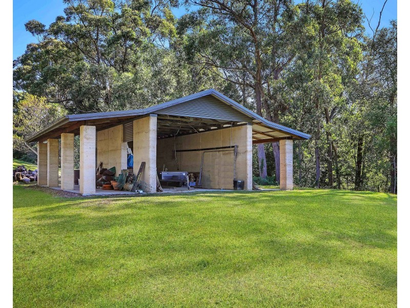 100 Glen Road, Niagara Park NSW 2250
