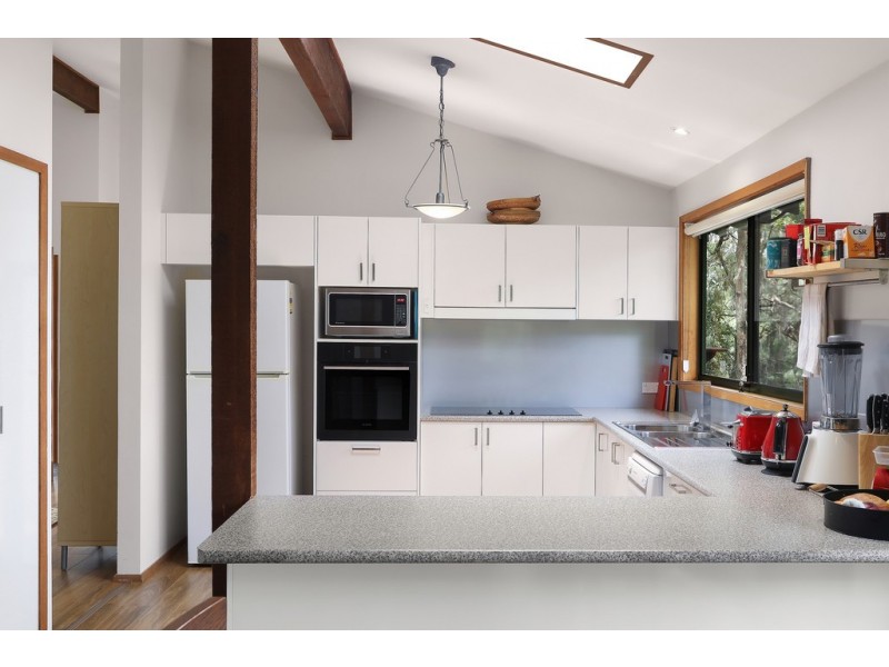 72 Bay View Avenue, East Gosford NSW 2250