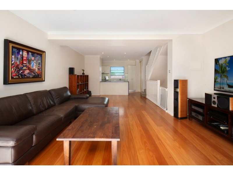 5/28 York Street, Point Frederick NSW 2250