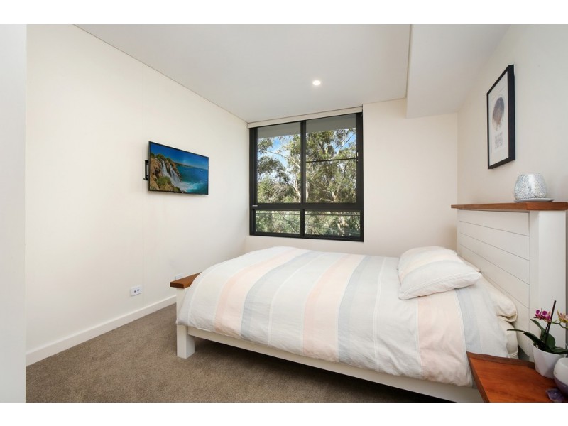 202/20 Kendall Street, Gosford NSW 2250