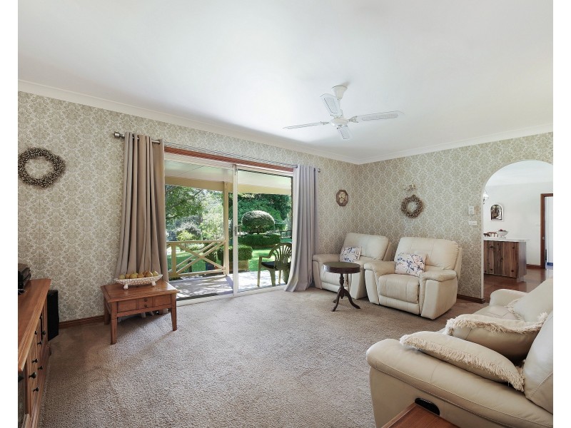 29 Erina Valley Road, Erina NSW 2250