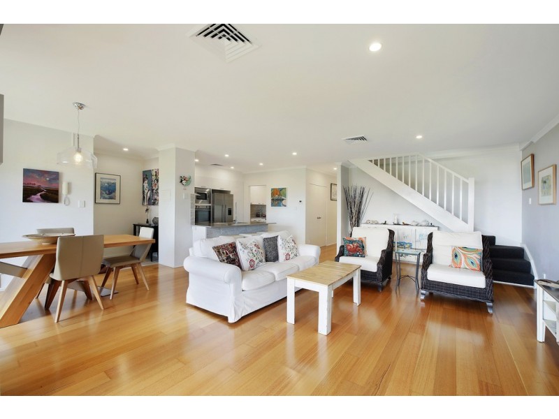 14/6-10 Broadview Avenue, Gosford NSW 2250