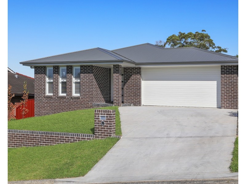 11 Holly Avenue, Narara NSW 2250