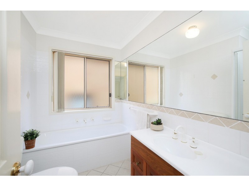 8/52 Frederick Street, Point Frederick NSW 2250