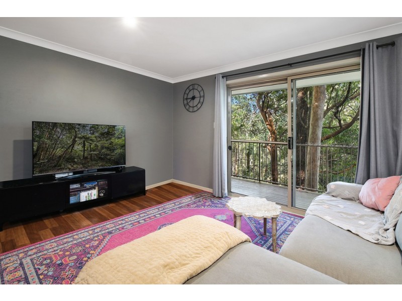 31 Oakglen Road, North Gosford NSW 2250