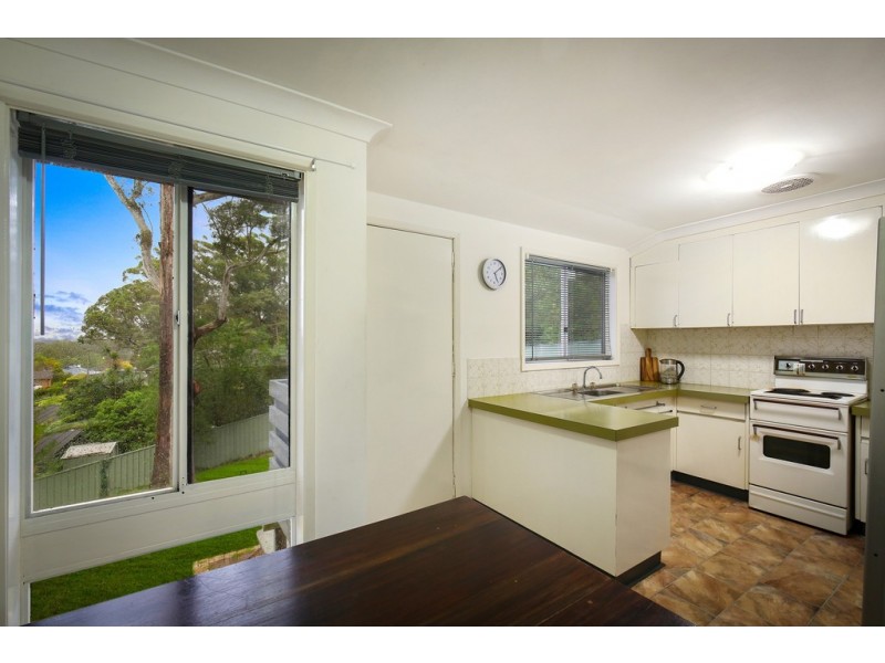 28 Holcombe Avenue, Narara NSW 2250