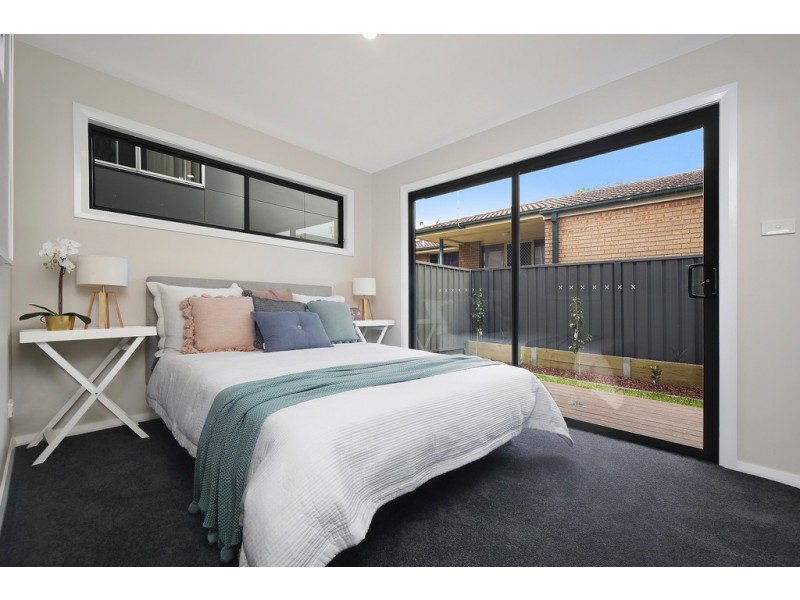 2/17 Melbourne Street, East Gosford NSW 2250