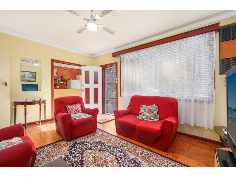 14 Delaware Road, Niagara Park NSW 2250