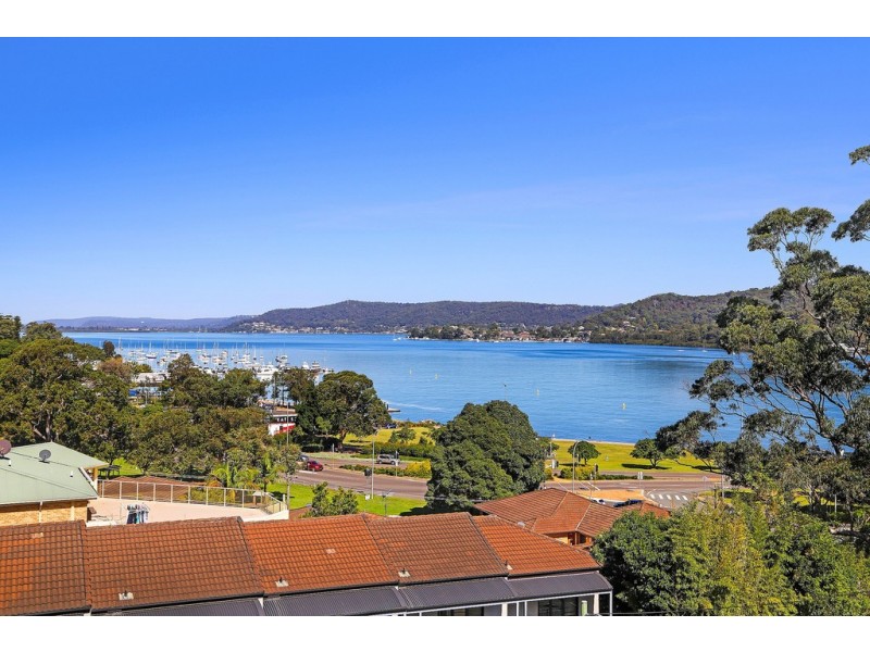 13/6-10 Broadview Avenue, Gosford NSW 2250