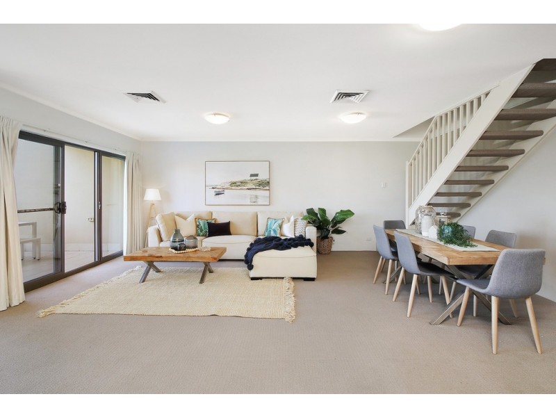 13/6-10 Broadview Avenue, Gosford NSW 2250