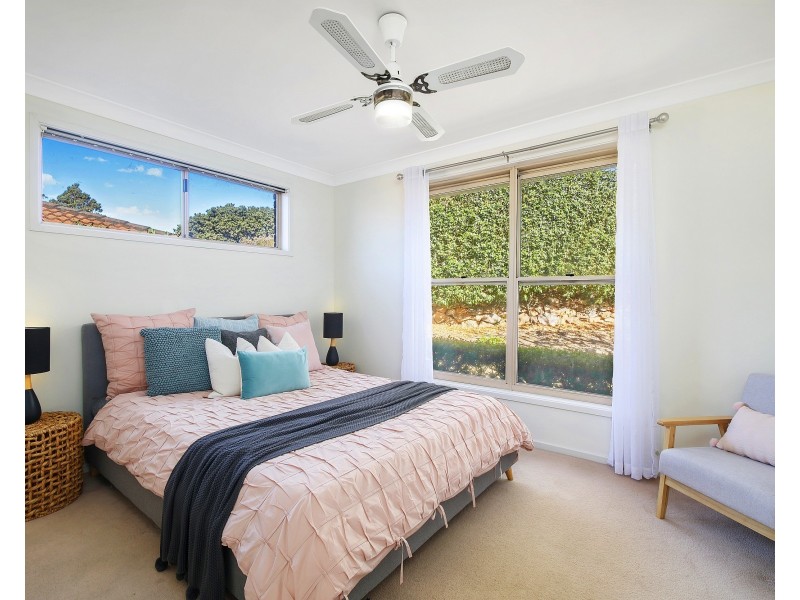 15 Howard Avenue, Green Point NSW 2251