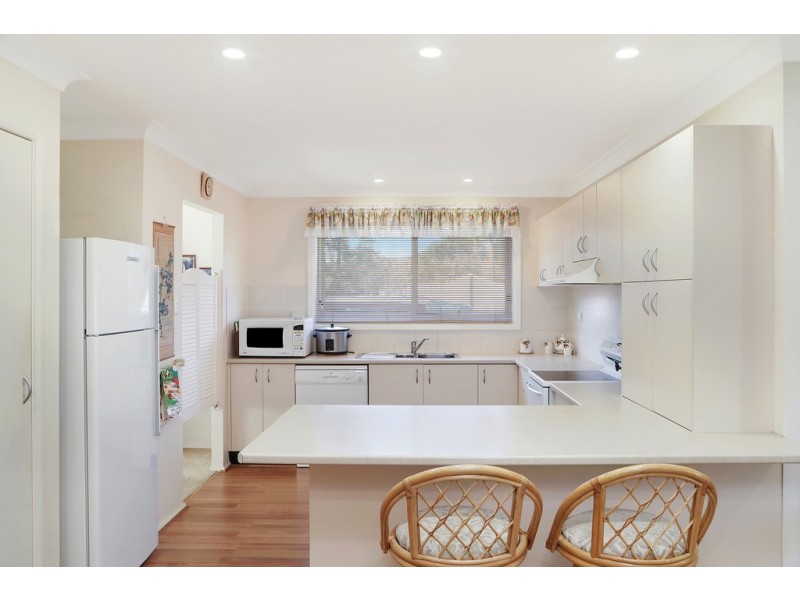 114 Avoca Drive, Green Point NSW 2251