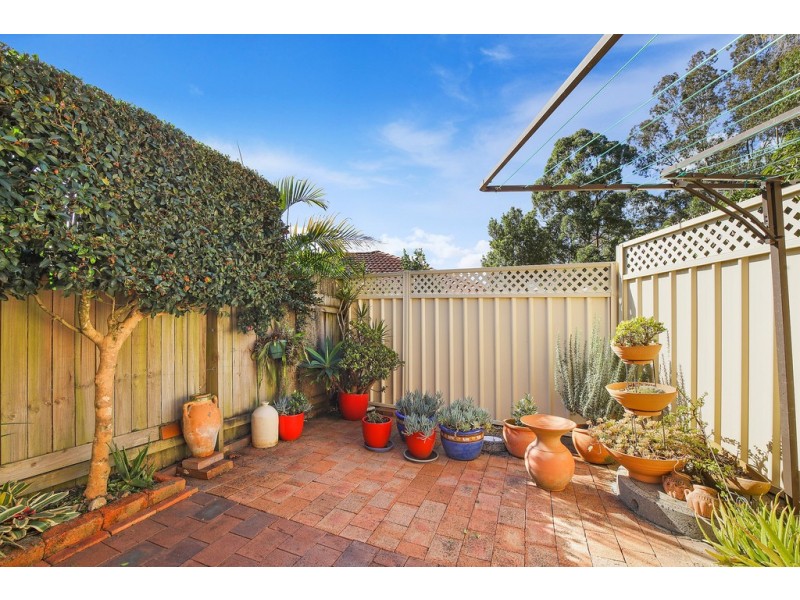 1/24 Beveridge Drive, Green Point NSW 2251